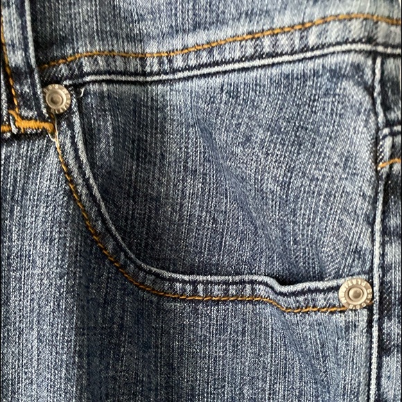 Chico’s Platinum Size 2 Denim Crop Jeans - Picture 6 of 16